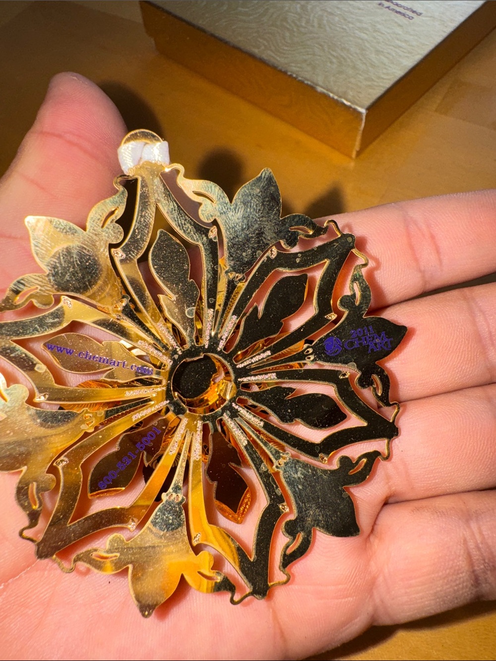 2 gold-finished decorative metal snowflake or floral ornaments made by ChemArt - Picture 4 of 15